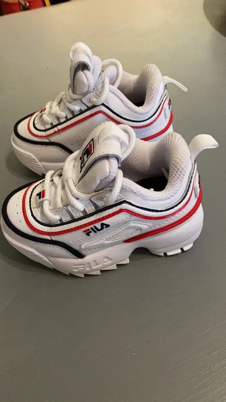 Спортивная обувь для девочки Fila (оригинал) размер 21. Фотография 2