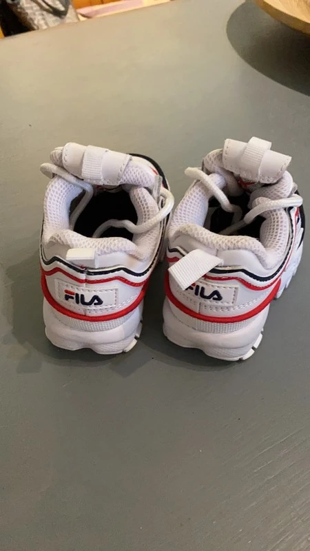 Спортивная обувь для девочки Fila (оригинал) размер 21. Фотография 4