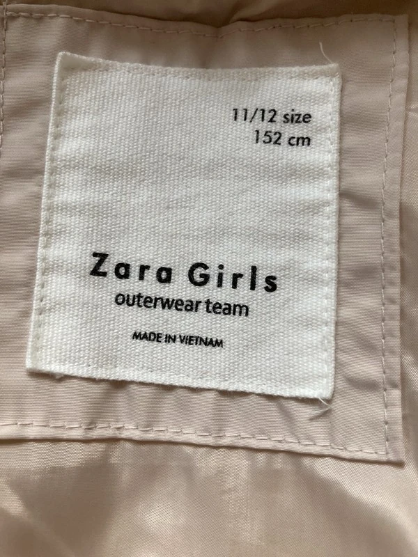 Верхняя одежда для девочки Zara (оригинал) размер 38. Фотография 2