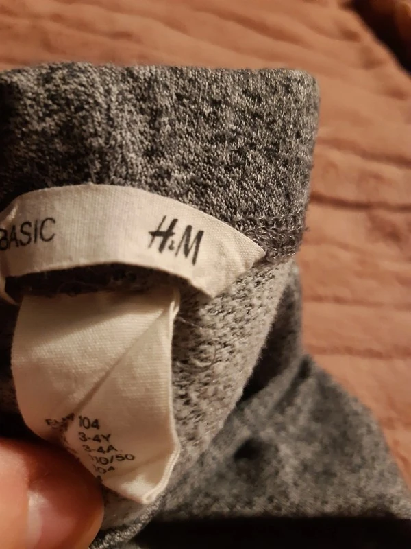 Брюки для девочки H&M (оригинал) размер 28. Фотография 4