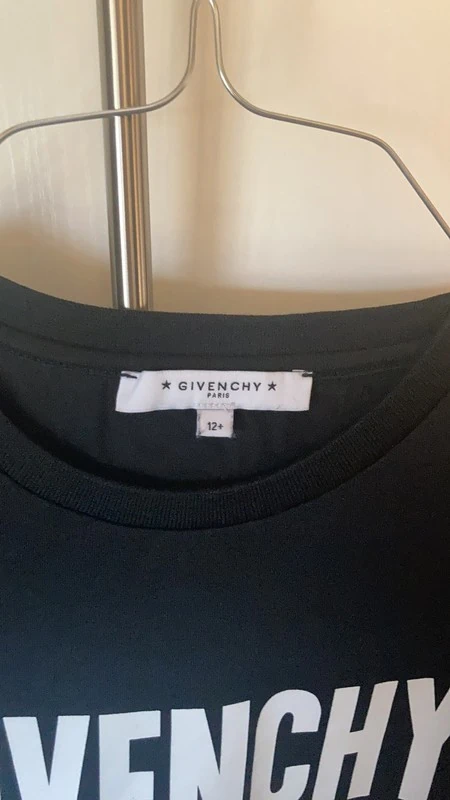 Футболка для мальчика Givenchy (оригинал) размер 38. Фотография 2