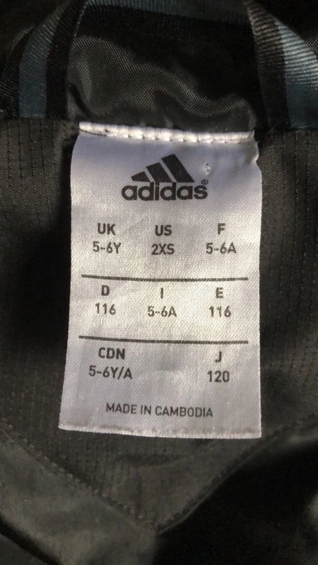Верхняя одежда для мальчика Adidas (оригинал) размер 28. Фотография 2