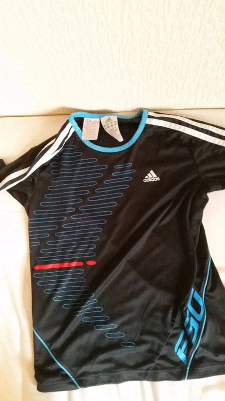 Спортивная одежда для мальчика Adidas (оригинал) размер 36