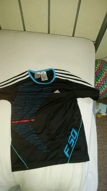 Спортивная одежда для мальчика Adidas (оригинал) размер 36. Фотография 2
