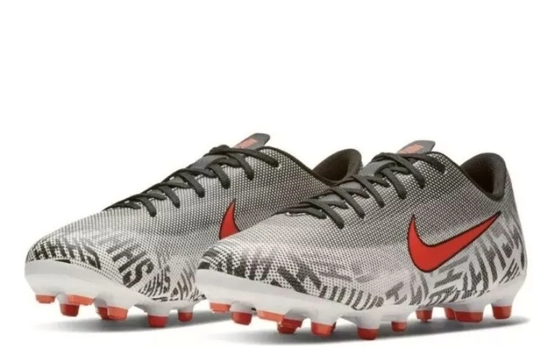 Спортивная обувь для мальчика Nike (оригинал) размер 37. Фотография 2