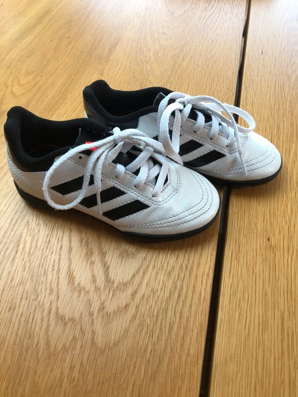 Спортивная обувь для мальчика Adidas (оригинал) размер 27