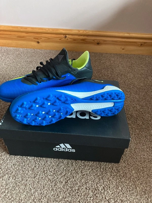 Спортивная обувь для мальчика Adidas (оригинал) размер 37. Фотография 2