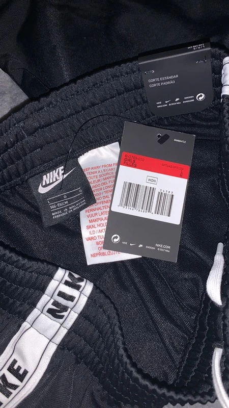 Брюки для девочки Nike (оригинал) размер 38. Фотография 3