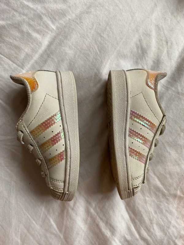 Спортивная обувь для девочки Adidas (оригинал) размер 21