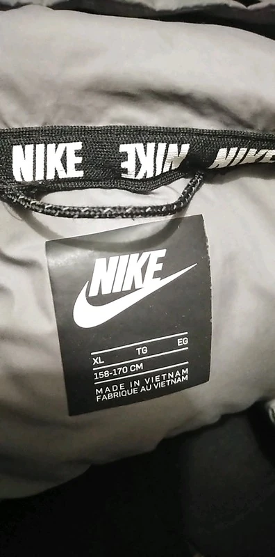 Верхняя одежда для мальчика Nike (оригинал) размер 42. Фотография 2