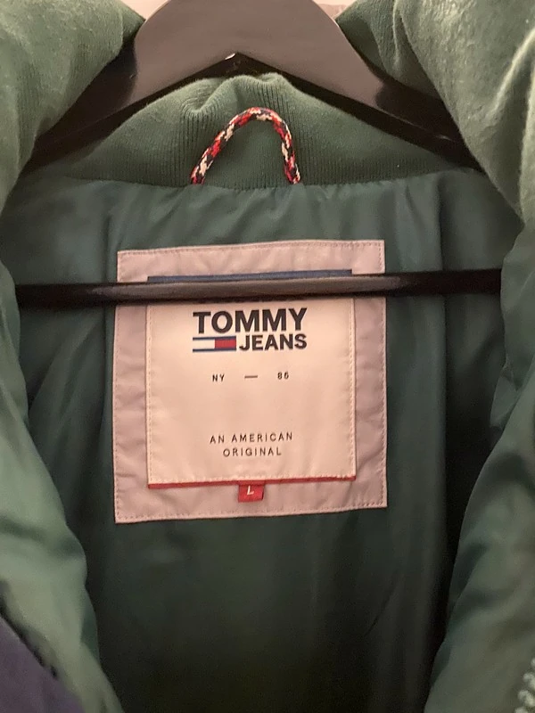 Мужская верхняя одежда Tommy Hilfiger (оригинал) размер L. Фотография 3