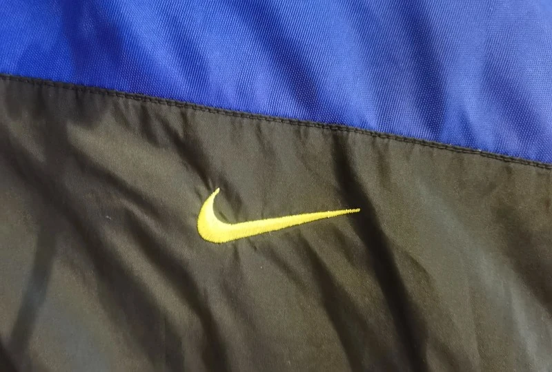 Мужская верхняя одежда Nike (оригинал) размер XL. Фотография 2