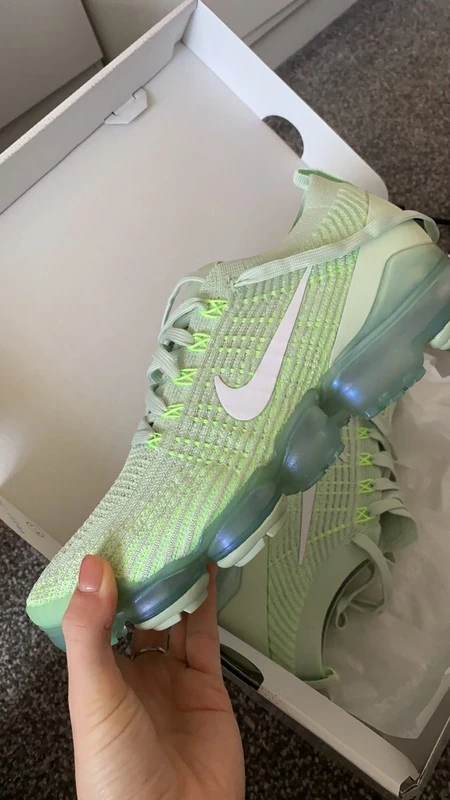 Мужская спортивная обувь Nike (оригинал) размер 41.5. Фотография 2