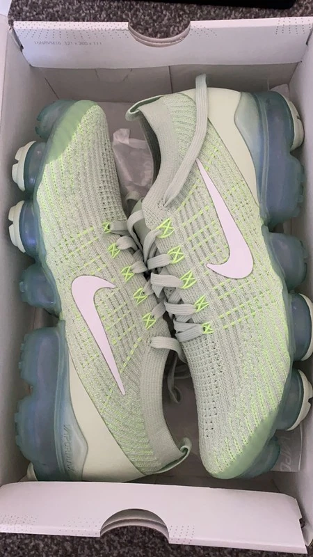 Мужская спортивная обувь Nike (оригинал) размер 41.5