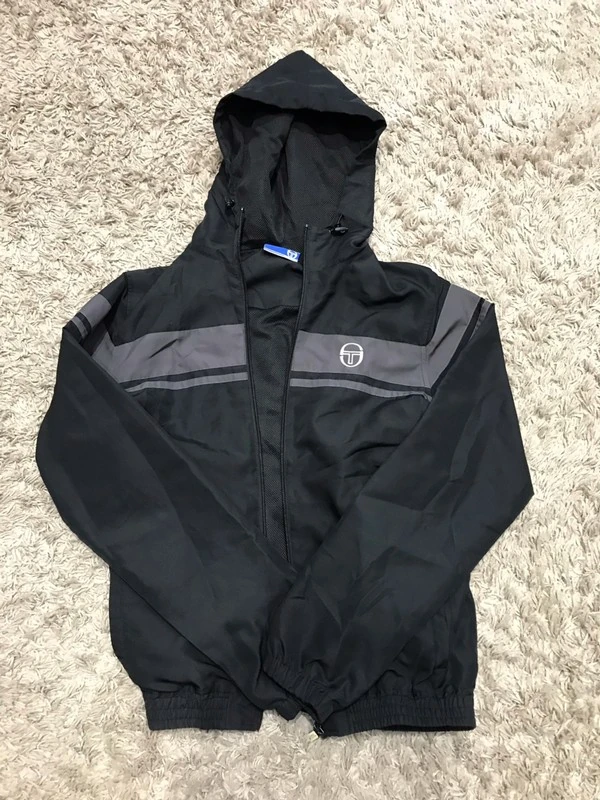 Мужская верхняя одежда Sergio Tacchini (оригинал) размер S
