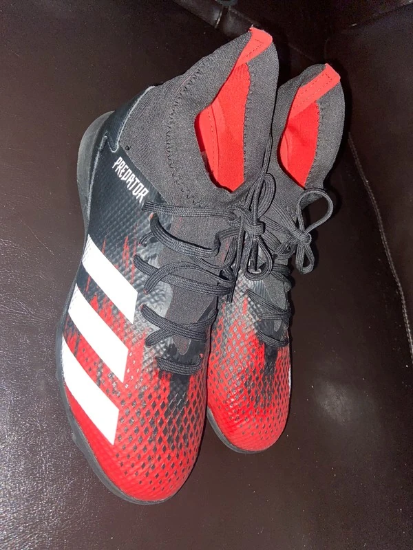 Мужская спортивная обувь Adidas (оригинал) размер 39