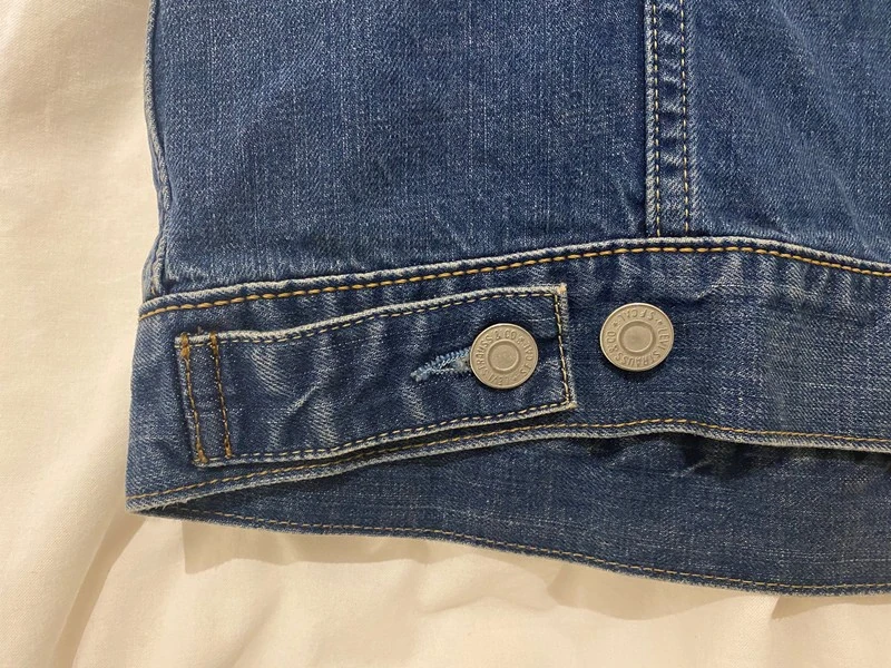 Мужская верхняя одежда Levi's (оригинал) размер M. Фотография 4