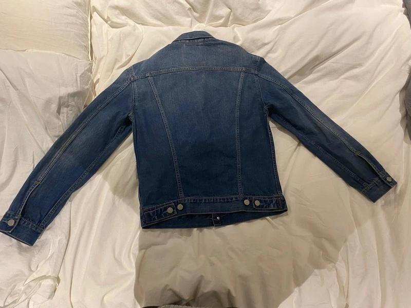 Мужская верхняя одежда Levi's (оригинал) размер M. Фотография 2