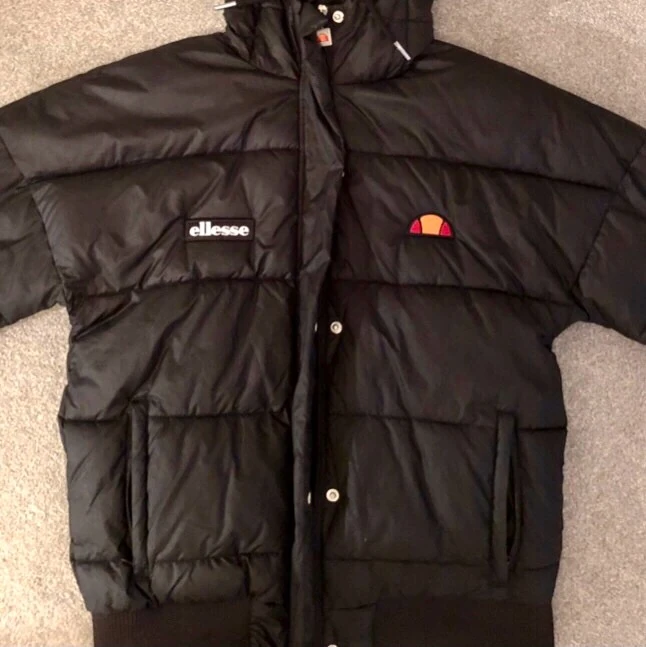 Женская верхняя одежда Ellesse (оригинал) размер S