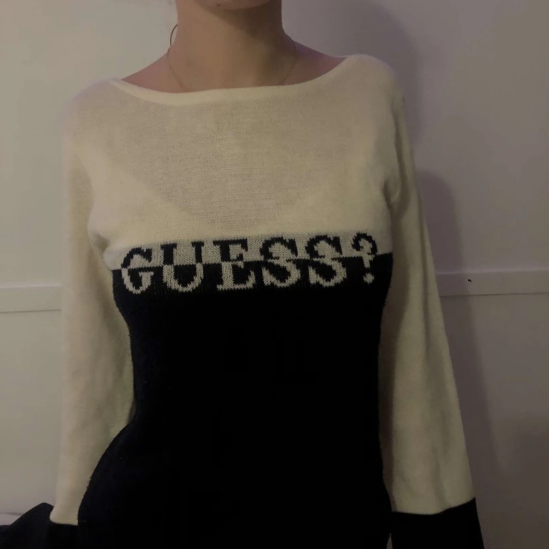 Женская кофта Guess (оригинал) размер XXS. Фотография 4