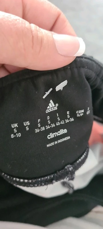 Женские брюки Adidas (оригинал) размер S. Фотография 2
