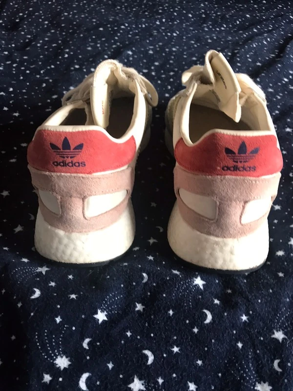 Женские кроссовки Adidas (оригинал) размер 38.5. Фотография 3