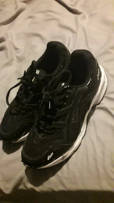 Женские кроссовки Asics (оригинал) размер 37