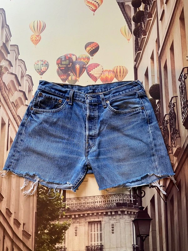 Женские шорты Levi's (оригинал) размер M