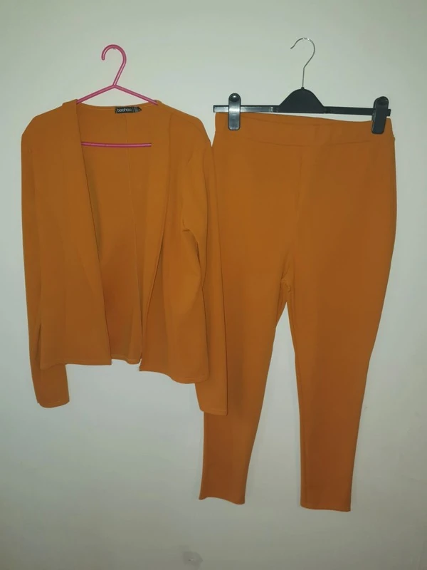 Женский костюмы Boohoo (оригинал) размер XL