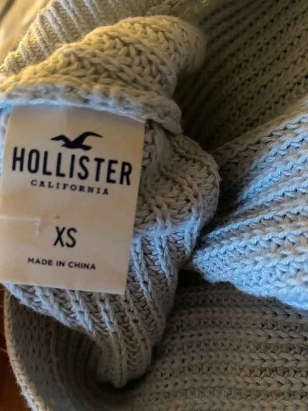 Женская футболка Hollister (оригинал) размер M. Фотография 3