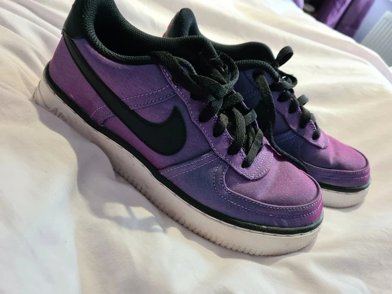 Женские кроссовки Nike (оригинал) размер 36.5. Фотография 2