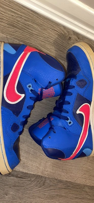 Женские кроссовки Nike (оригинал) размер 35.5