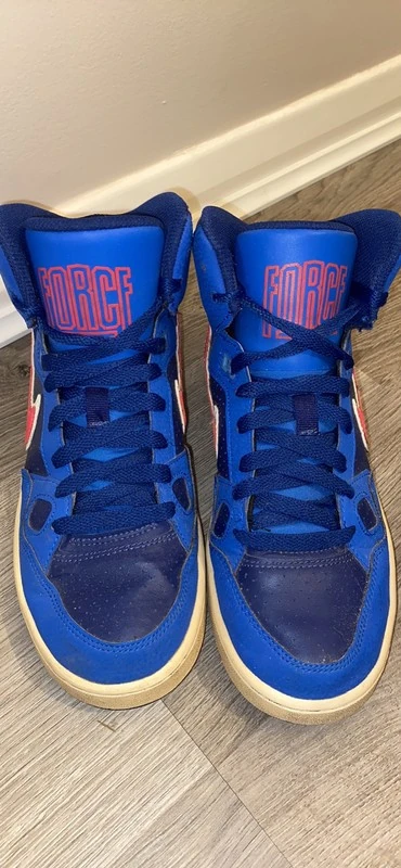 Женские кроссовки Nike (оригинал) размер 35.5. Фотография 3