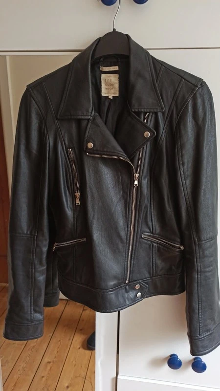 Женская верхняя одежда Zara (оригинал) размер XS. Фотография 1