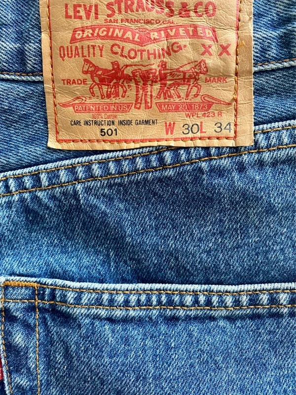 Женские шорты Levi's (оригинал) размер M. Фотография 2