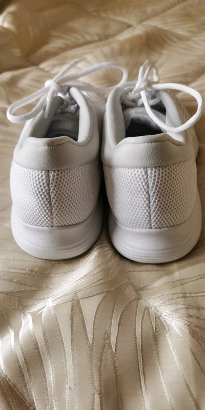 Женские кроссовки Nike (оригинал) размер 38.5. Фотография 4