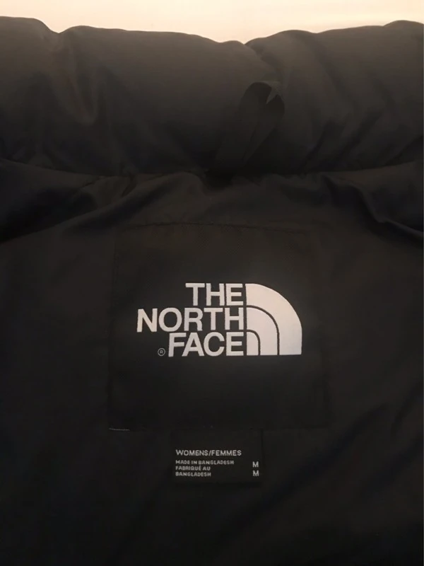 Женская верхняя одежда The North Face (оригинал) размер M. Фотография 4