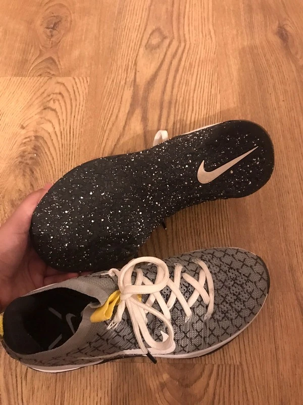 Женские кроссовки Nike (оригинал) размер 36. Фотография 5