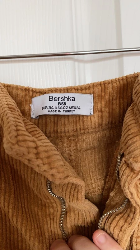 Женские шорты Bershka (оригинал) размер S. Фотография 3