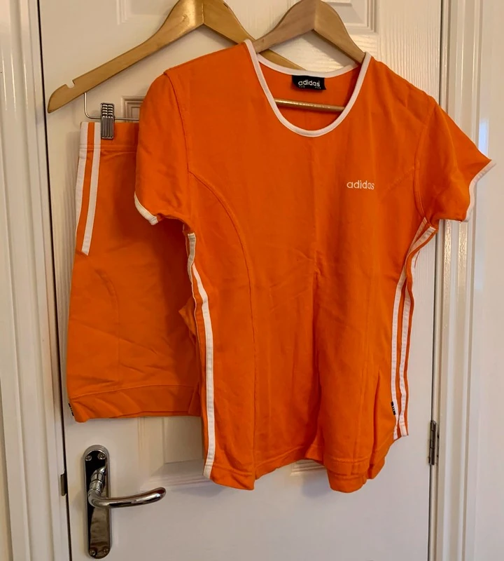Женская спортивная одежда Adidas (оригинал) размер L