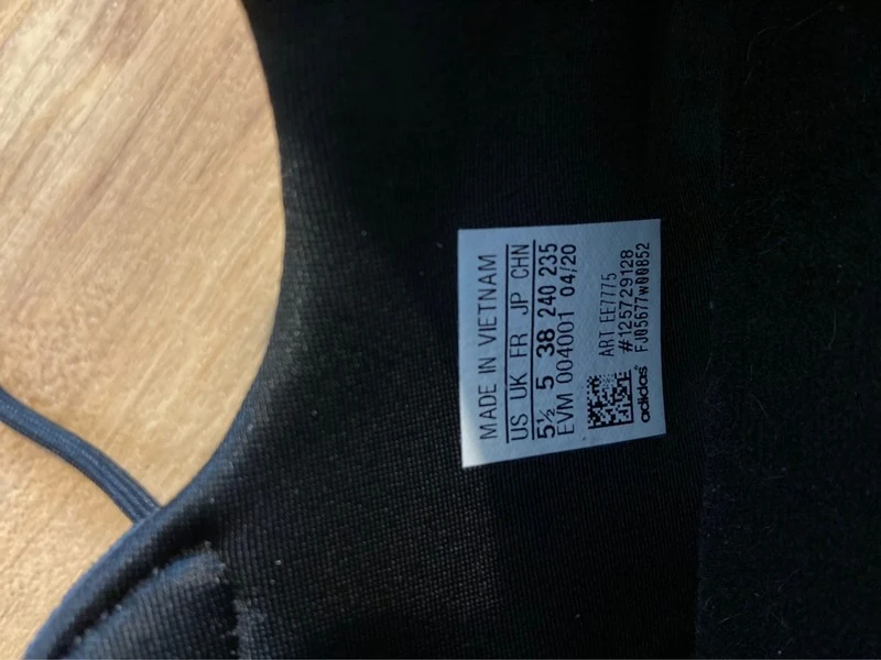 Женские кроссовки Adidas (оригинал) размер 35. Фотография 5