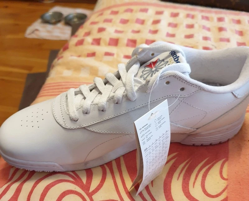 Женские кроссовки Reebok (оригинал) размер 38. Фотография 3