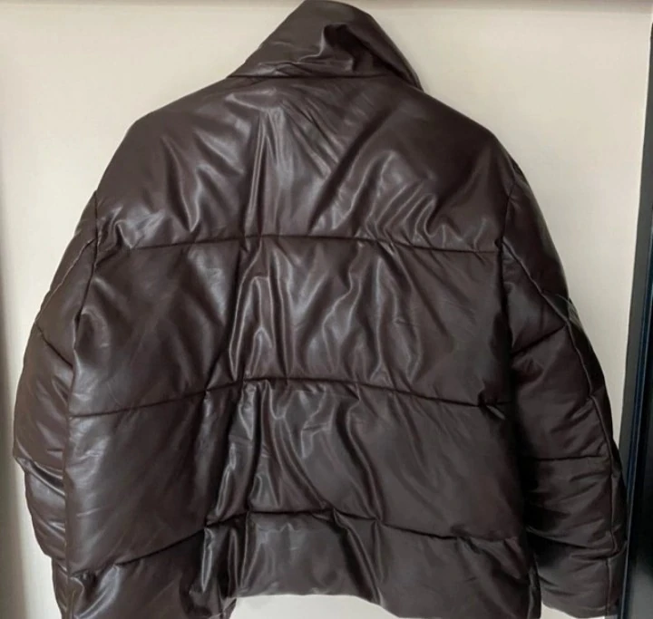 Женская верхняя одежда Zara (оригинал) размер M. Фотография 2
