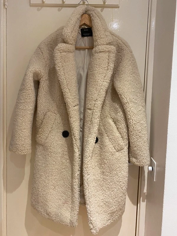 Женская верхняя одежда Bershka (оригинал) размер XS