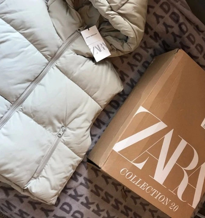 Женская верхняя одежда Zara (оригинал) размер XXL. Фотография 2