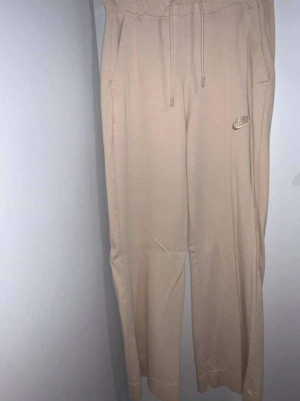 Женские брюки Nike (оригинал) размер XS. Фотография 2