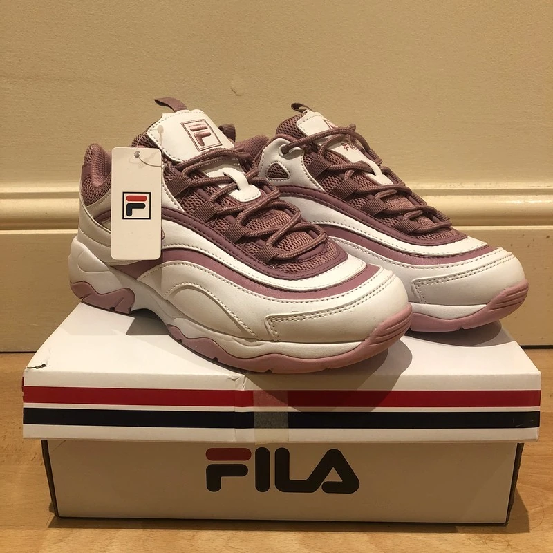 Женские кроссовки Fila (оригинал) размер 36.5. Фотография 4