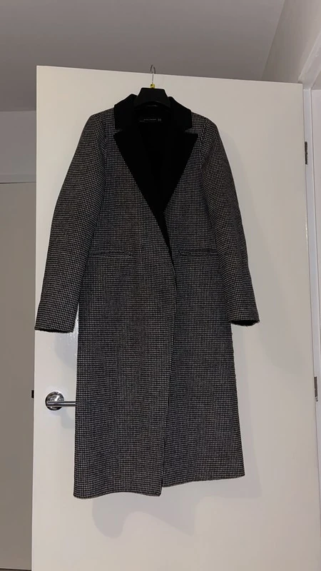 Женская верхняя одежда Zara (оригинал) размер XS. Фотография 1