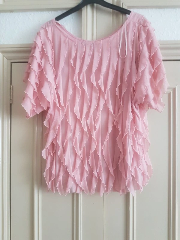 Женская футболка Atmosphere (оригинал) размер L. Фотография 1