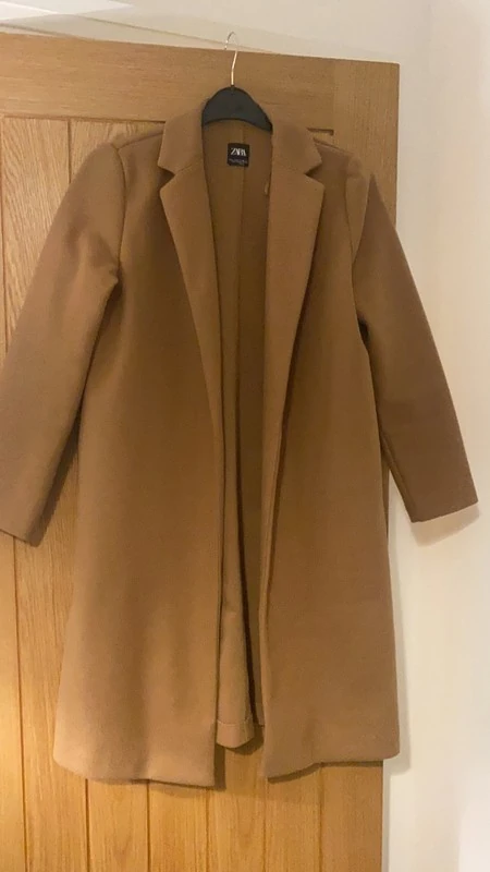 Женская верхняя одежда Zara (оригинал) размер L. Фотография 1